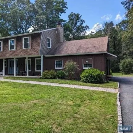 Buy this 4 bed house on 152 Awosting Road in Awosting, West Milford