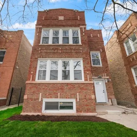 Image 2 - 6522 South Francisco Avenue, Chicago, IL 60629, USA - House for sale