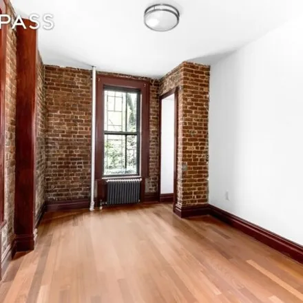 Image 4 - 316 West 19th Street, New York, NY 10011, USA - House for rent