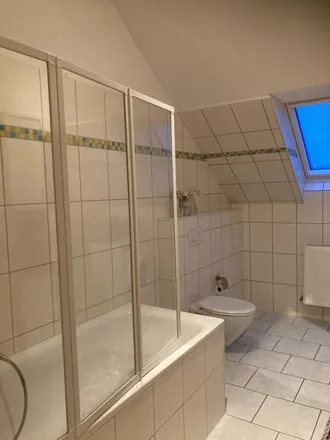 Rent this 2 bed apartment on Fresenbergstraße 64 in 28779 Bremen, Germany