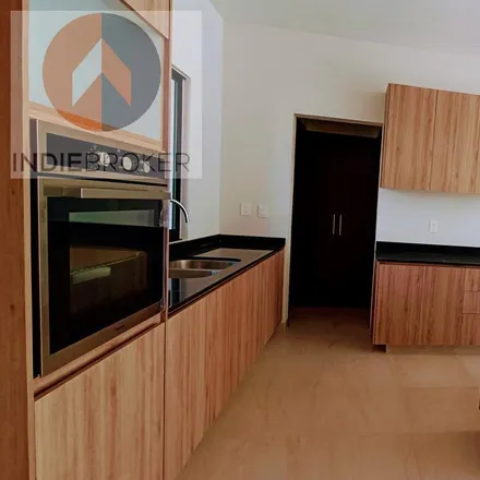 Buy this studio house on unnamed road in Fraccionamiento El Mayorazgo, 37547 León