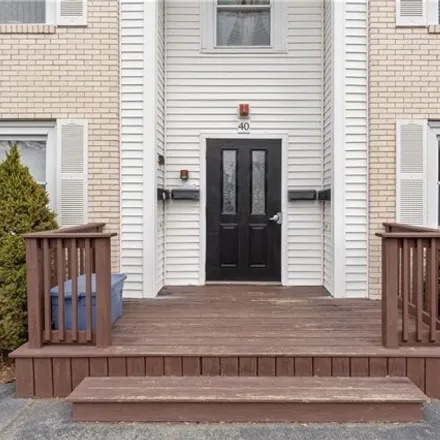 Buy this 2 bed condo on 44 Williams Avenue in East Providence, RI 02914