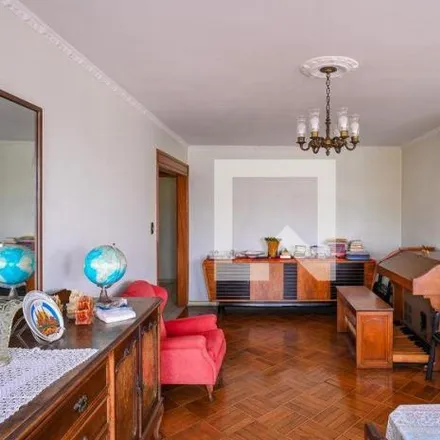 Rent this 3 bed apartment on Rua Topázio 319 in Liberdade, São Paulo - SP