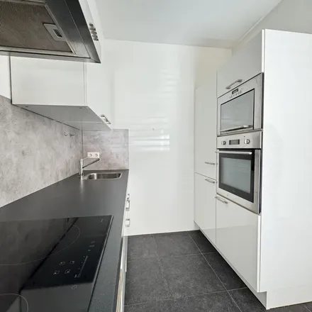 Rent this 2 bed apartment on Heemstedelaan 12 in 3523 KE Utrecht, Netherlands