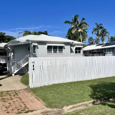 Rent this 3 bed house on North Ward QLD 4810