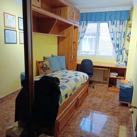 Rent this 3 bed apartment on Alicia Peleteiro Benito in Paseo Arco de Ladrillo, 47007 Valladolid