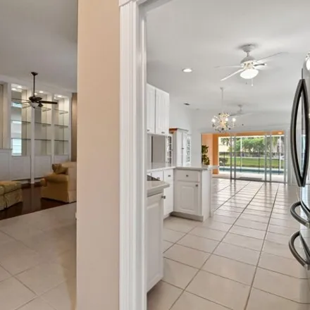 Image 4 - 2075 Guadeloupe Drive, Wellington, FL 33414, USA - Townhouse for sale