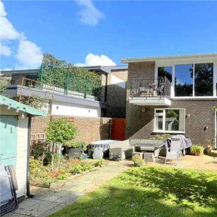 Image 7 - Manning Avenue, Highcliffe-on-Sea, BH23 4PW, United Kingdom - House for sale