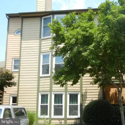 Image 1 - 241 Loudoun Street Southwest, Leesburg, VA 22075, USA - Apartment for rent