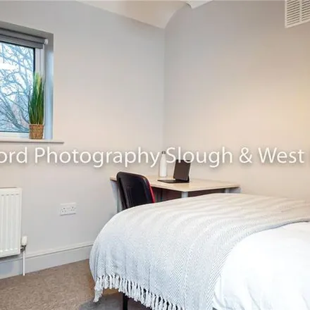 Rent this 6 bed duplex on Hudson Court in Cobbett Road, Guildford