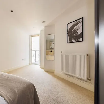 Image 5 - London, SE10 9LH, United Kingdom - Apartment for rent