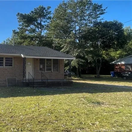 Buy this 4 bed house on 437 North Caledonia Road in Lincoln Heights, Laurinburg