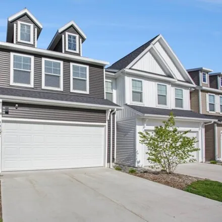Buy this 3 bed townhouse on Stonewood River Avenue in Wyoming, MI 49418