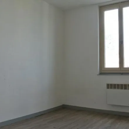 Rent this 2 bed apartment on 12 Rue Kléber in 70200 Lure, France