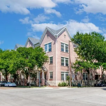 Buy this 2 bed condo on 2324 Boll Street in Dallas, TX 75204