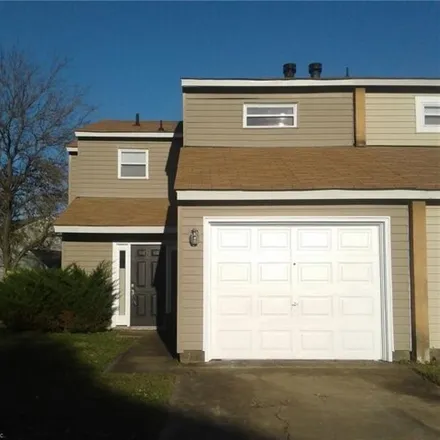 Rent this 3 bed house on 1230 Owl Court in Level Green, Virginia Beach