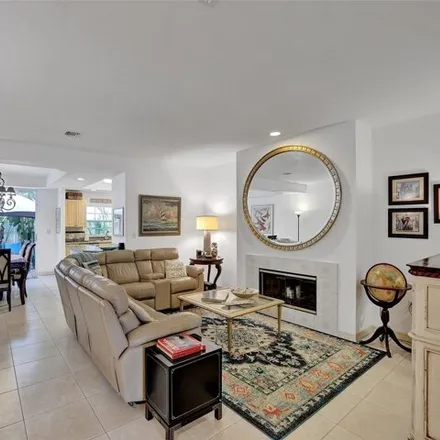 Image 6 - 1699 South Ocean Boulevard, Lauderdale-by-the-Sea, Broward County, FL 33062, USA - Townhouse for sale