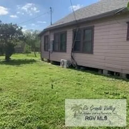 Image 3 - 736 East Taylor Street, Brownsville, TX 78520, USA - House for sale