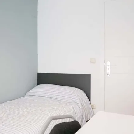 Rent this 3 bed apartment on Calle López de Hoyos in 28033 Madrid, Spain