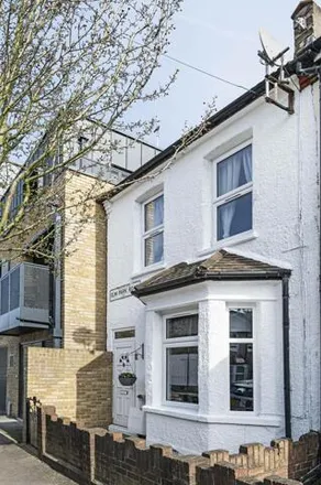 Buy this 4 bed house on Wanis Cash and Carry in Perth Road, London
