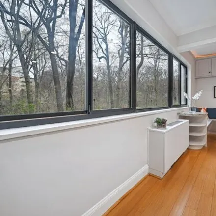 Image 7 - Wilshire Park Condominiums, 3701 Connecticut Avenue Northwest, Washington, DC 20015, USA - Condo for sale