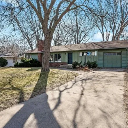 Buy this 3 bed house on 1142 Burke Avenue in Roseville, MN 55113
