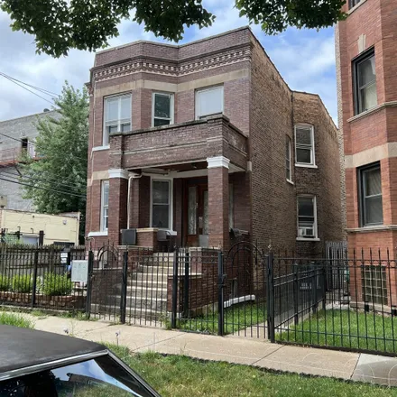 Buy this 7 bed duplex on 2016 North Sawyer Avenue in Chicago, IL 60647
