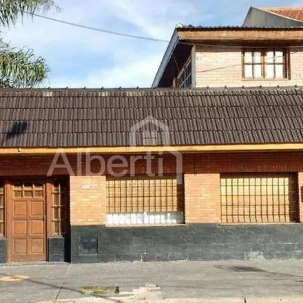 Image 2 - Congreso 1850, Partido de Morón, Haedo, Argentina - House for sale