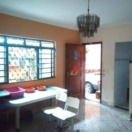 Buy this 2 bed house on Rua Antonio Pinese in Vila Industrial, Piracicaba - SP