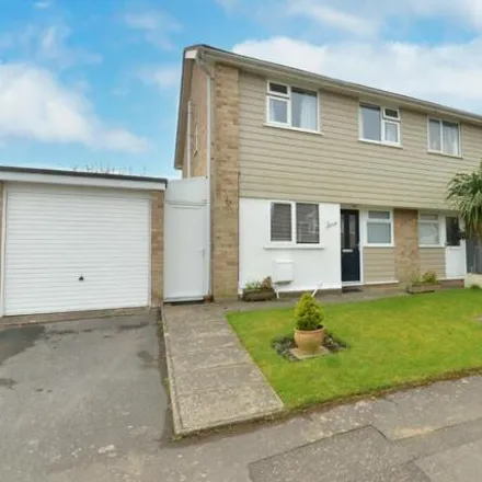 Buy this 3 bed duplex on White Knights in Barton on Sea, BH25 7HA