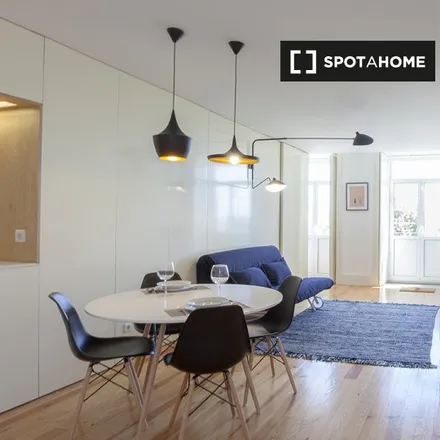 Rent this 1 bed apartment on Rua dos Mártires da Liberdade 154 in 4050-363 Porto, Portugal