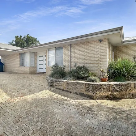 Rent this 3 bed apartment on Klem Avenue in Salter Point WA 6152, Australia