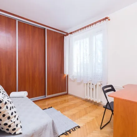 Rent this 3 bed room on Budapesztańska 3 in 80-288 Gdańsk, Poland