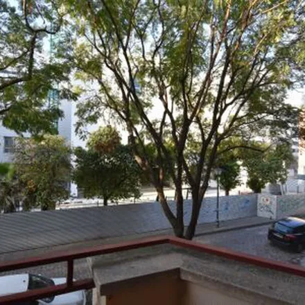 Image 6 - Centro Cívico Torre del agua, Plaza Vicente Aleixandre, 41013 Seville, Spain - Apartment for rent