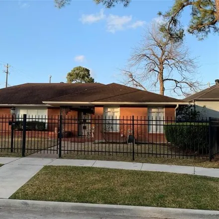 Rent this 2 bed house on 1879 Eastwood Street in Houston, TX 77023