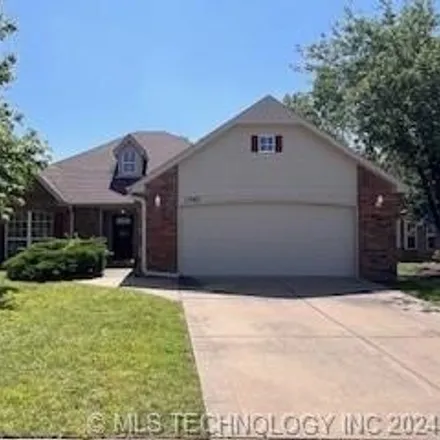 Buy this 3 bed house on 11975 North 107th East Place in Owasso, OK 74021