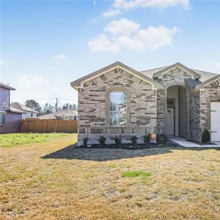 Buy this 3 bed house on unnamed road in Dayton, TX 77535