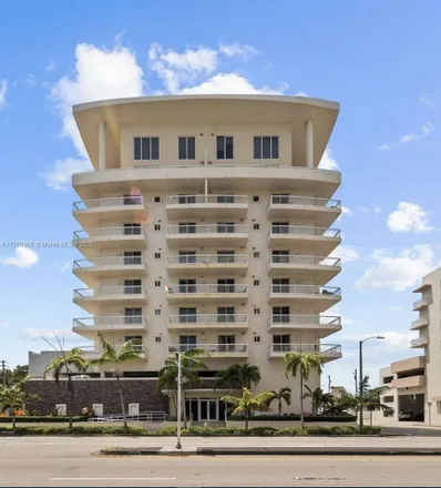 Image 1 - 2400 Southwest 27th Avenue, Silver Bluff Estates, Miami, FL 33145, USA - Condo for sale