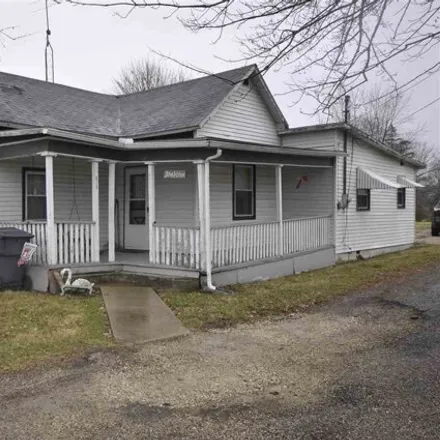 Buy this 2 bed house on 622 North Pursley Street in Farmland, Randolph County