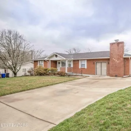 Rent this 3 bed house on 4004 Deerfield Road in Windsor Park, Knoxville
