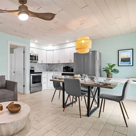 Image 9 - Siesta Key, FL, 34242 - House for rent