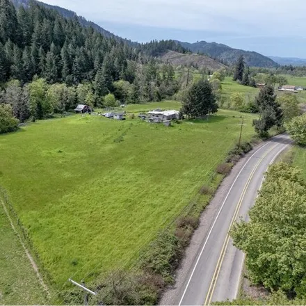 Buy this 3 bed house on Days Creek Road in Days Creek, Douglas County