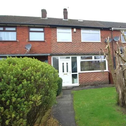 Buy this 3 bed townhouse on Blenmar Close in Radcliffe, M26 2XE