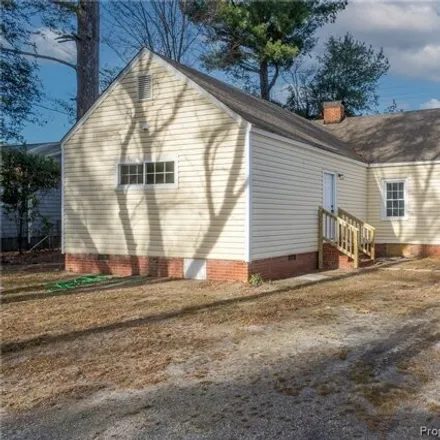 Image 3 - 2213 Bragg Blvd, Fayetteville, North Carolina, 28303 - House for sale