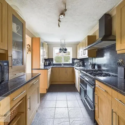Image 5 - Merryfields, Strood, ME2 3ND, United Kingdom - House for sale