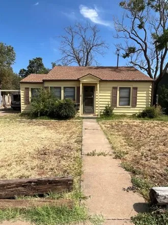 Rent this 3 bed house on 2110 32nd Street in Lubbock, TX 79411