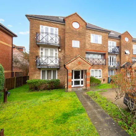 Buy this 2 bed house on Camilla Court in Grange Road, London