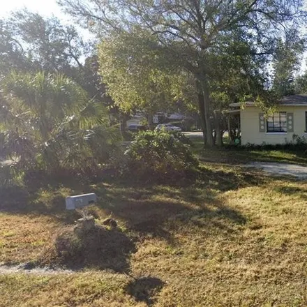 Buy this 2 bed house on 2211 East Hanna Avenue in Tampa, FL 33610
