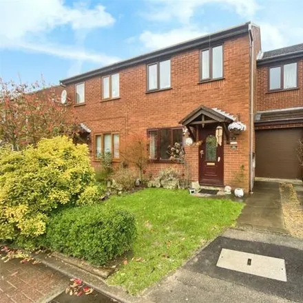 Buy this 4 bed duplex on Lostock View in Lostock Hall, PR5 5LS