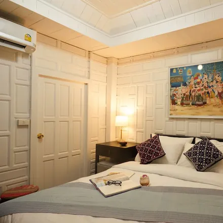 Rent this 4 bed house on ไก่ย่างรสวิเศษ in 428/8 ม.เชียงใหม่แลนด์ ซอย.7 ถ.ช้างคลาน ต.ช้างคลาน อ.เมือง จ.เชียงใหม่ Amphoe Muang Chiang Mai, Chiang Mai